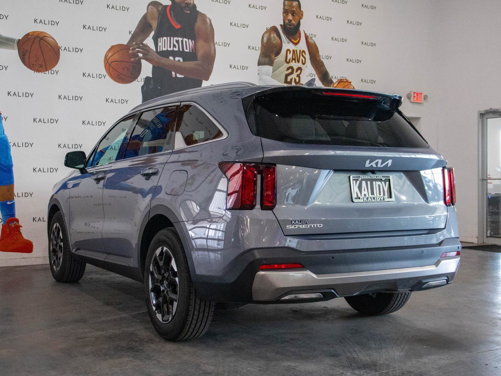 Used 2025 Kia Sorento S w/ Panoramic Sunroof Package FWD image 23