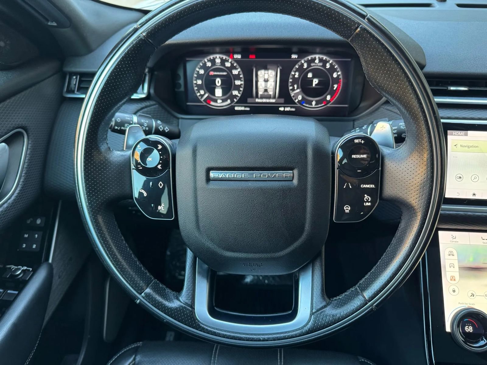 Used 2018 Land Rover Range Rover Velar R-Dynamic SE image 26