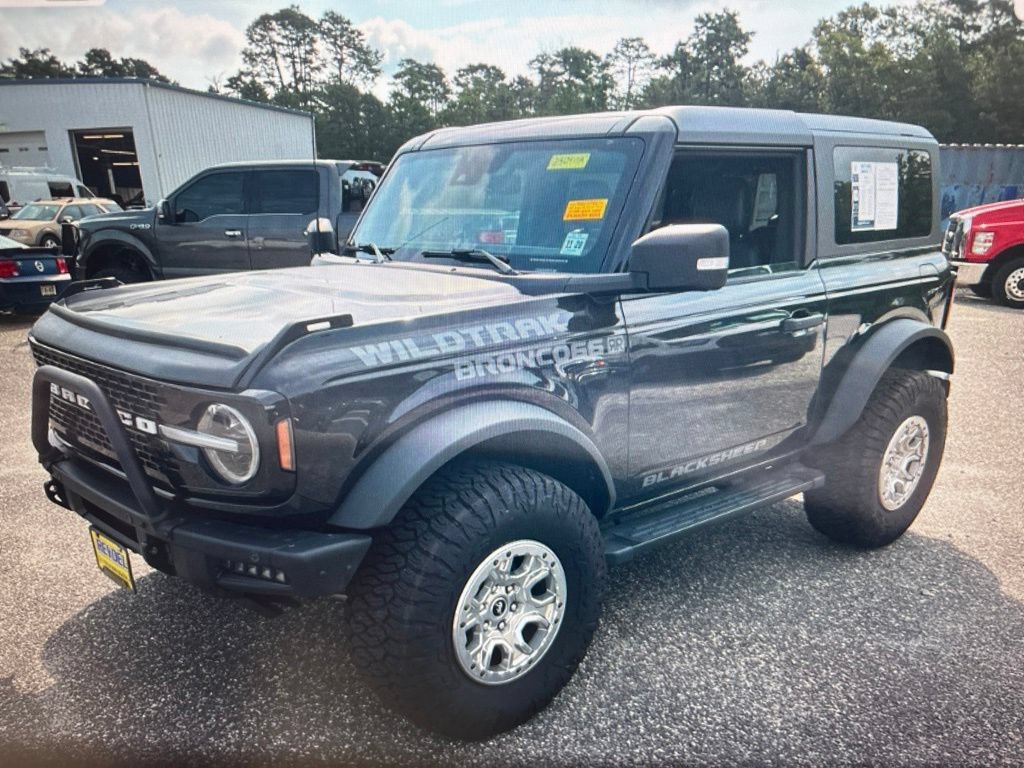 Used 2023 Ford Bronco Wildtrak AWD/4WD image 1
