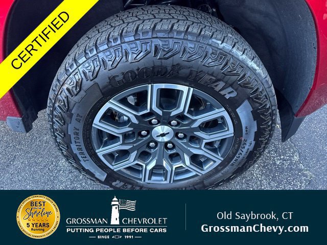 Used 2026 Chevrolet Colorado Z71 w/ Technology Package AWD/4WD image 24