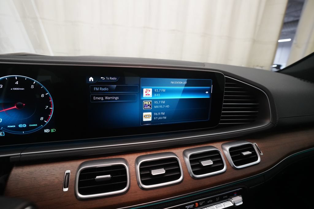 Used 2022 Mercedes-Benz GLS 450 4MATIC image 6