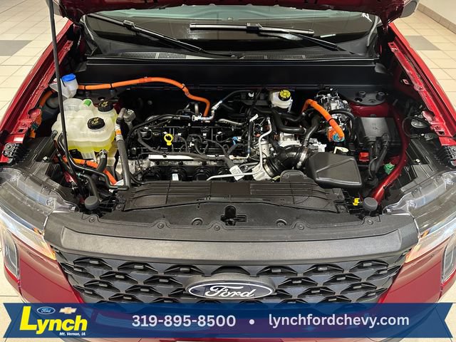 Certified 2025 Ford Maverick XLT w/ Equipment Group 301A AWD/4WD image 26