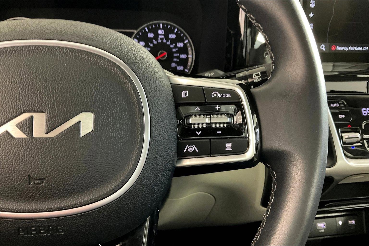Certified 2023 Kia Sorento EX w/ Panoramic Sunroof Package image 12