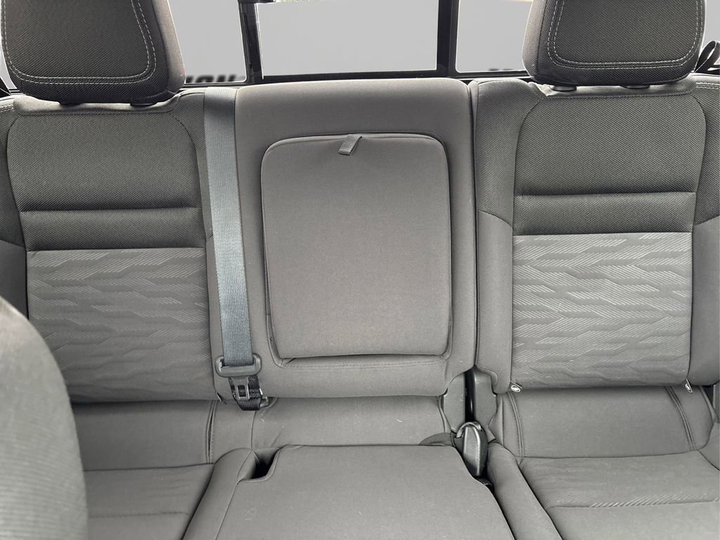 Used 2022 Nissan Frontier SV image 18