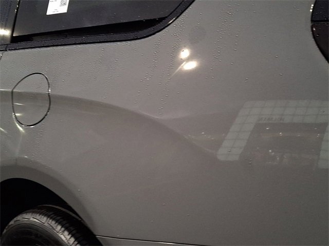 Used 2021 Chrysler Pacifica Touring-L w/ Uconnect Theater Family Group image 9