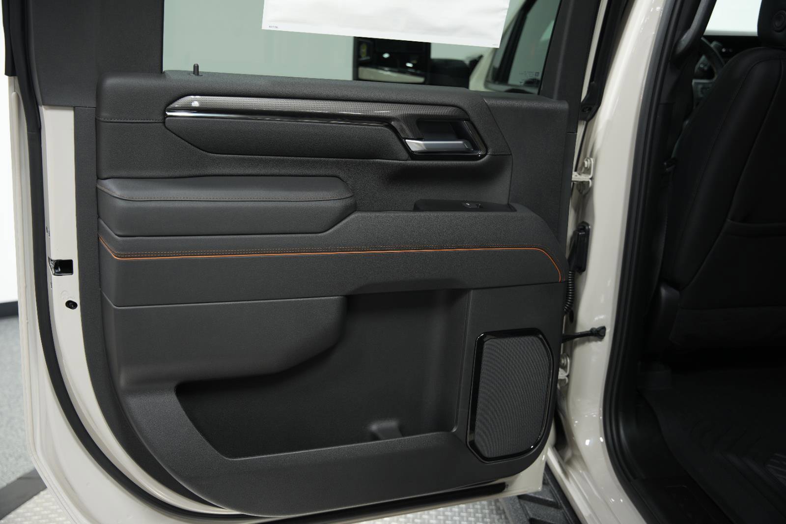 New 2026 GMC Sierra 2500 AT4 w/ AT4 Premium Plus Package image 19