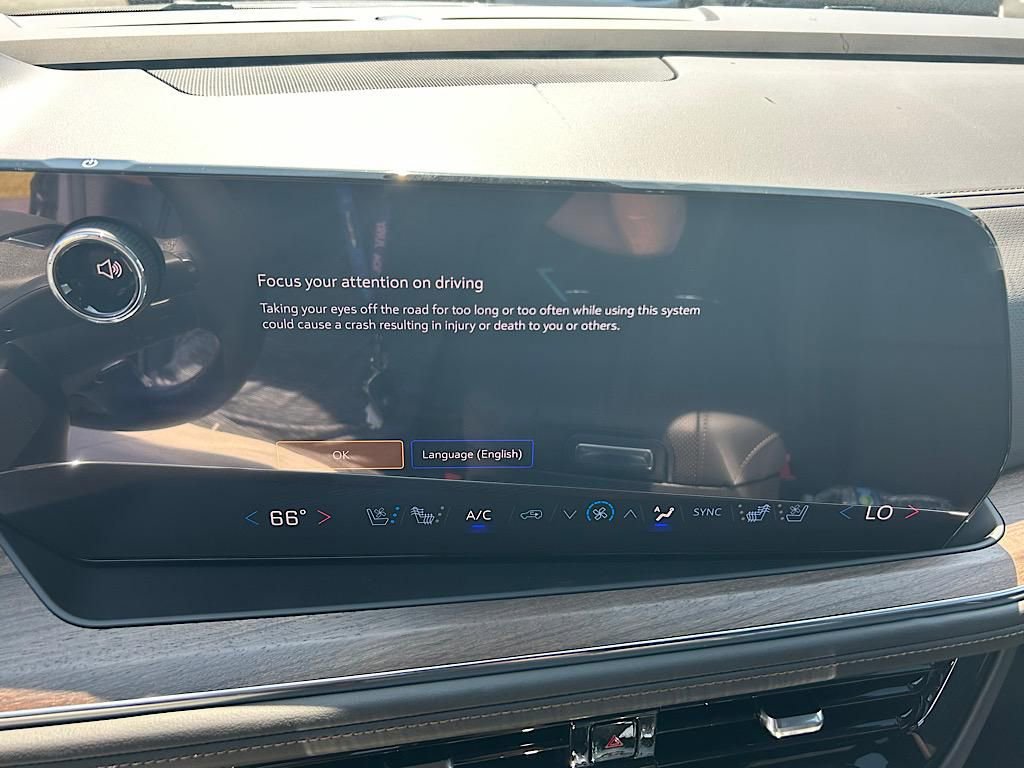 New 2025 Chevrolet Suburban High Country image 15