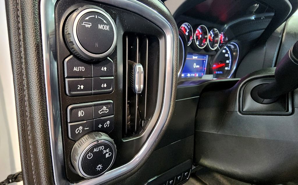 Used 2022 Chevrolet Silverado 3500 LT w/ Convenience Package image 20