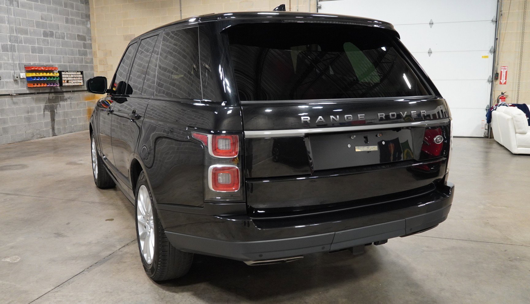 Used 2022 Land Rover Range Rover image 10