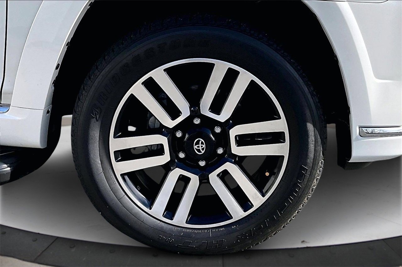 Used 2022 Toyota 4Runner Limited image 35