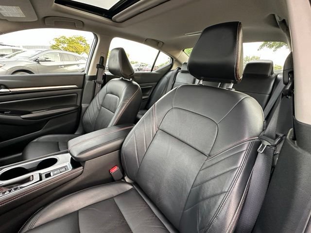 Certified 2024 Nissan Altima 2.5 SR w/ SR Premium Package AWD/4WD image 23