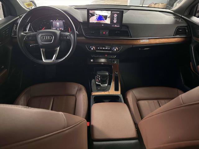 Used 2023 Audi Q5 2.0T Premium w/ Convenience Package AWD/4WD image 16