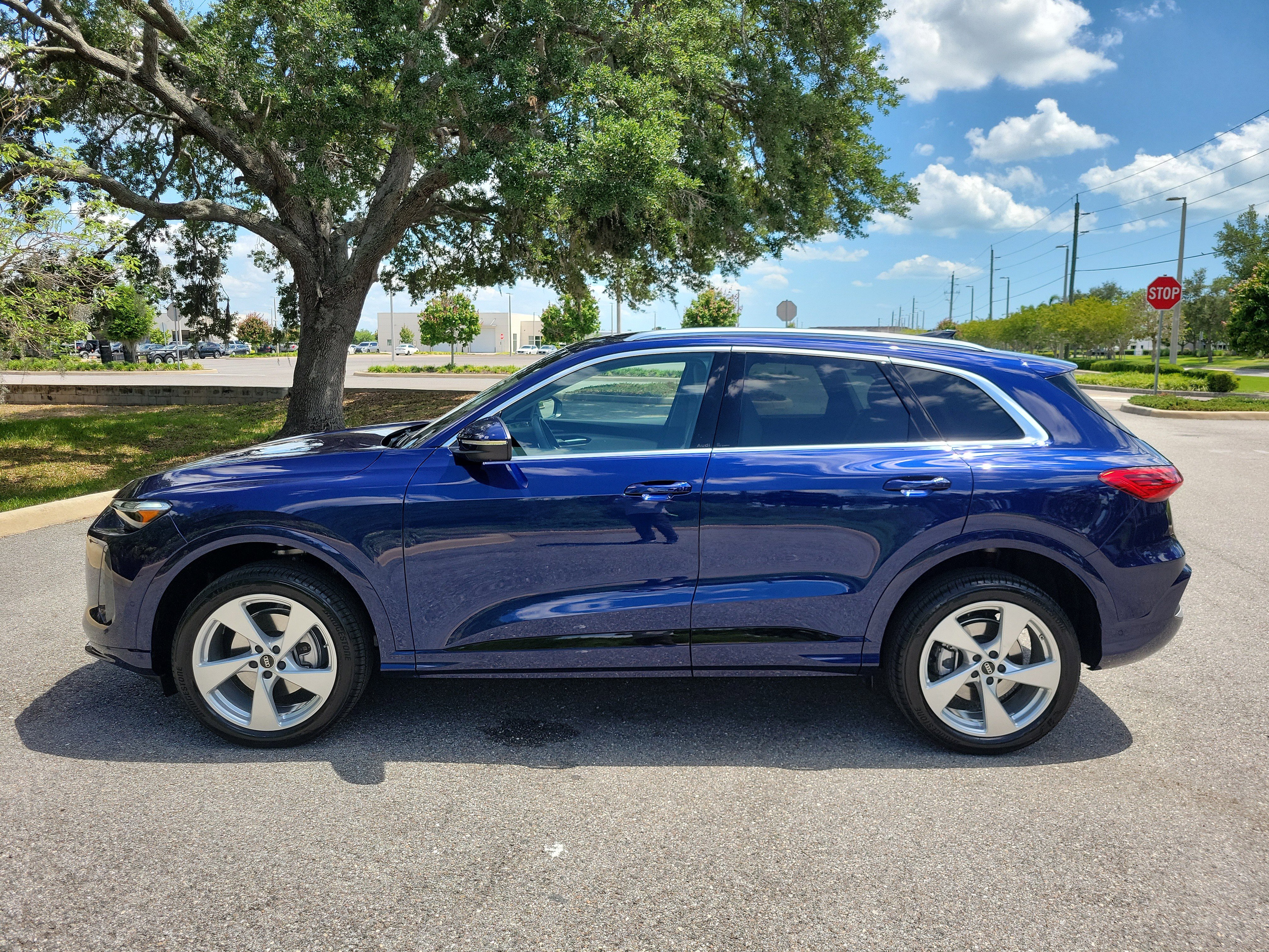 Used 2025 Audi Q5 Premium Plus w/ Premium Plus AWD/4WD image 7