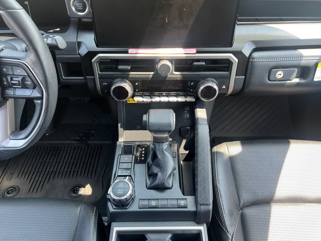 Used 2026 Toyota 4Runner Limited AWD/4WD image 15