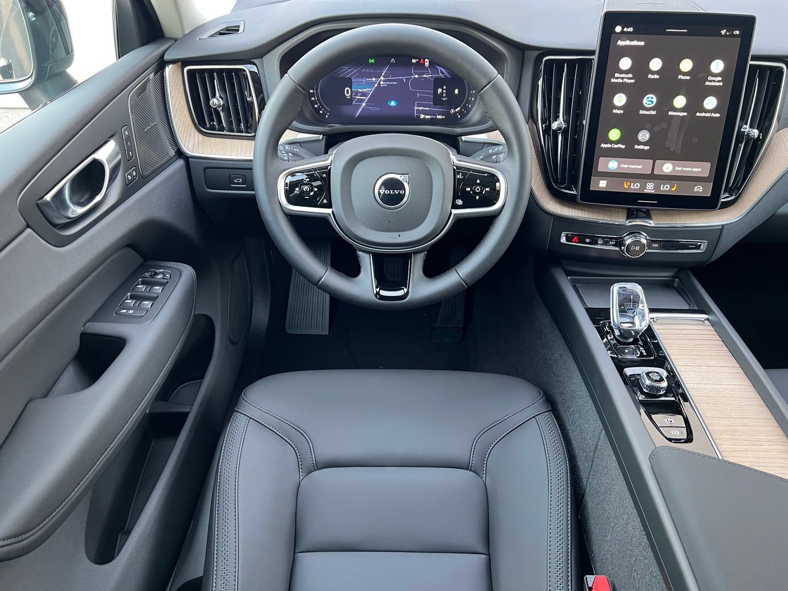 New 2026 Volvo XC60 B5 Plus w/ Protection Package Premier AWD/4WD image 25