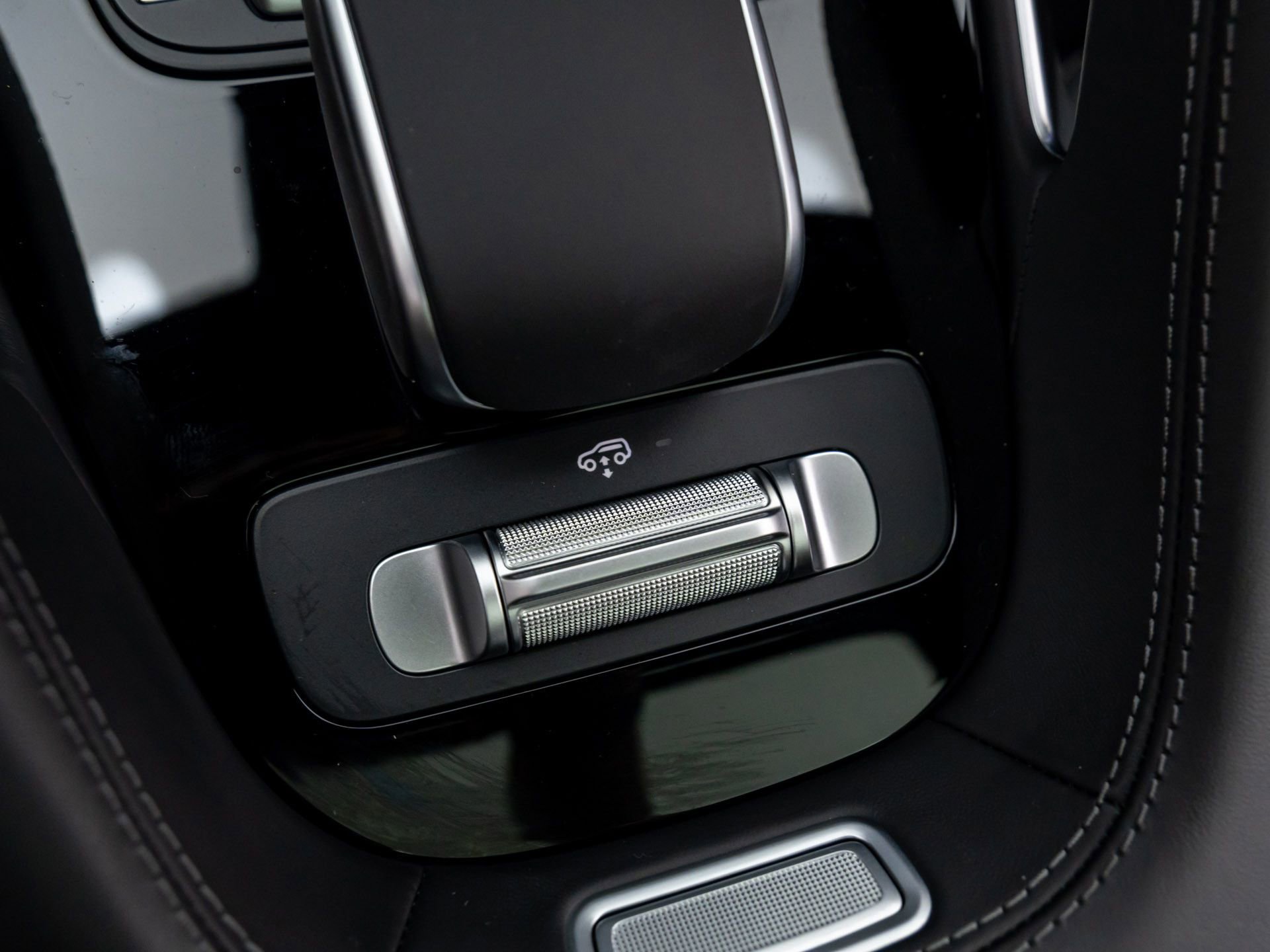 New 2026 Mercedes-Benz GLE 53 AMG 4MATIC Coupe image 27