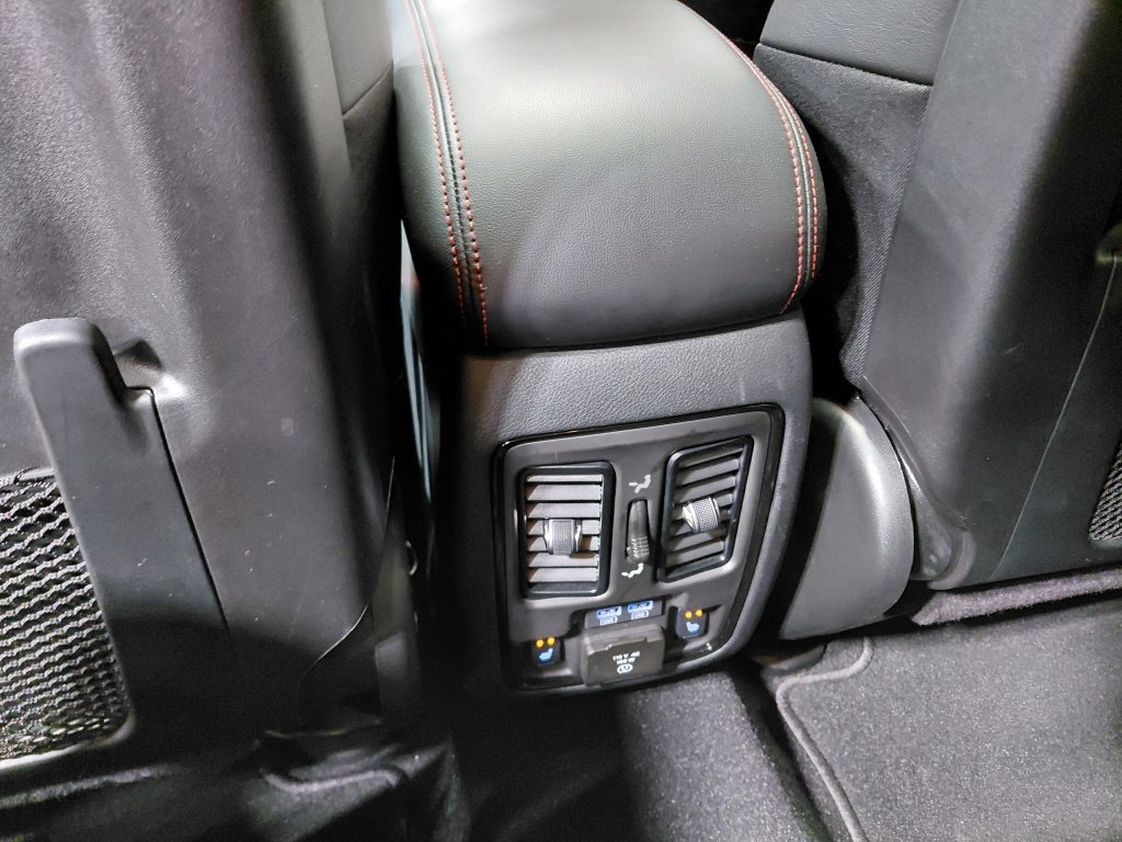 Used 2025 Dodge Durango GT AWD/4WD image 41