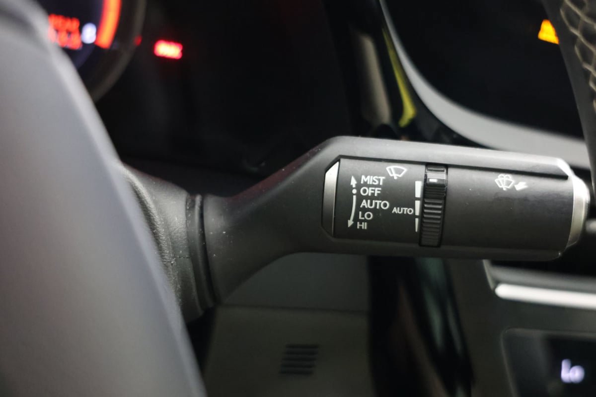 Used 2023 Lexus ES 350 F Sport w/ Accessory Package (Z2) FWD image 27