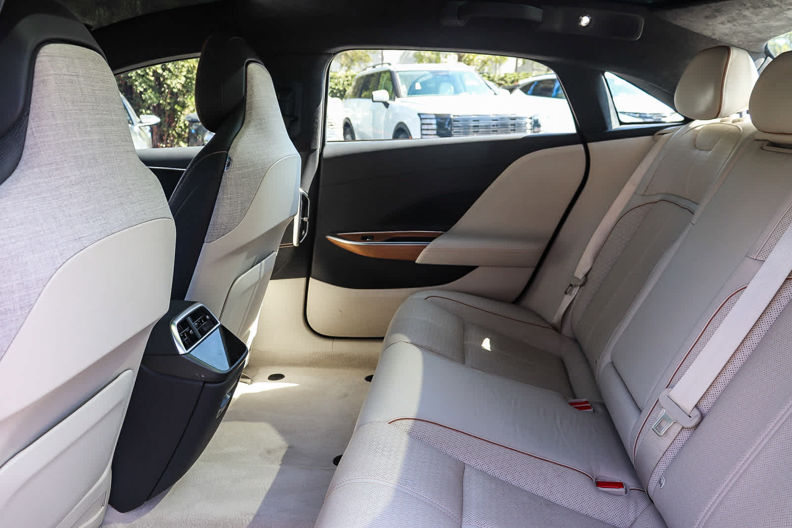 Used 2023 Lucid Air Grand Touring AWD/4WD image 18