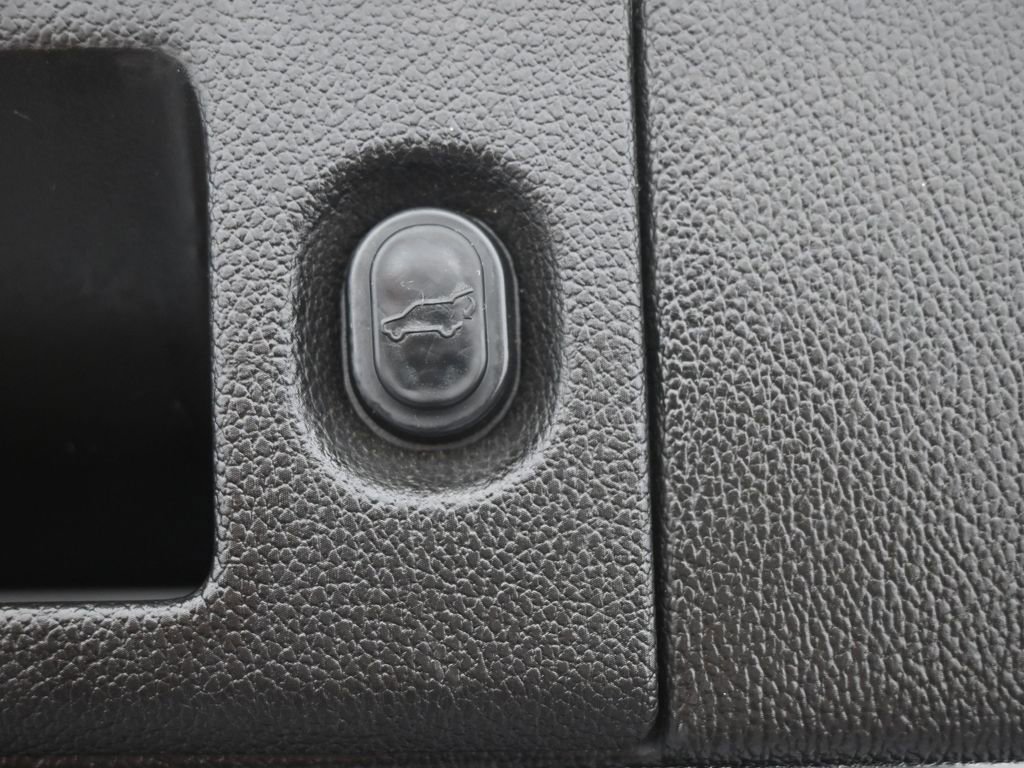 Used 2017 GMC Yukon Denali w/ Open Road Package image 14