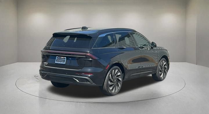 New 2025 Lincoln Nautilus Black Label w/ Jet Appearance Package AWD/4WD image 4