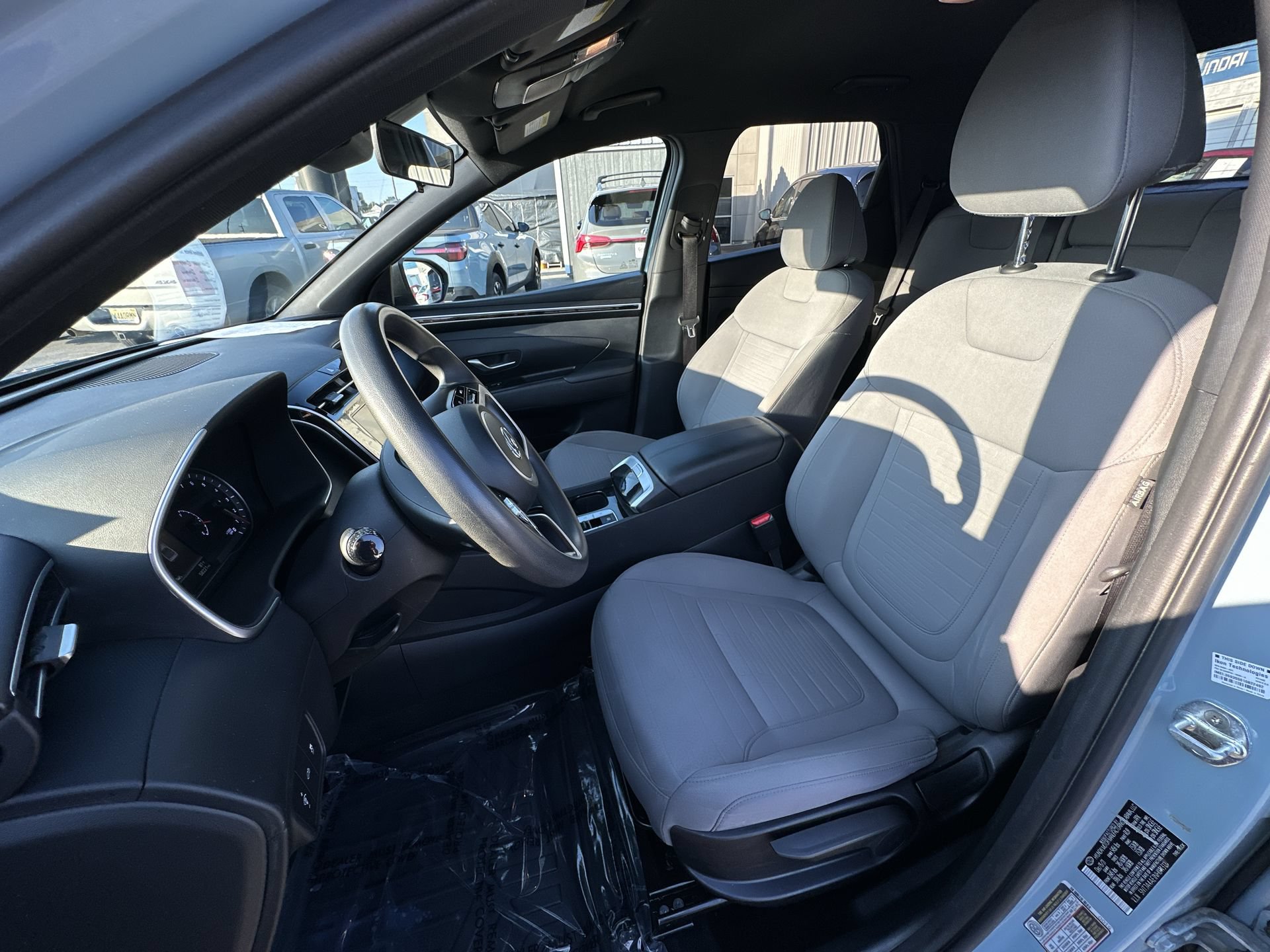Used 2022 Hyundai Santa Cruz SE FWD image 13