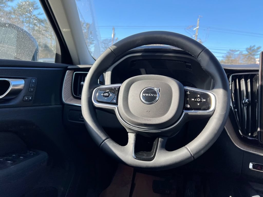 New 2026 Volvo XC60 B5 Plus w/ Protection Package Premier AWD/4WD image 23