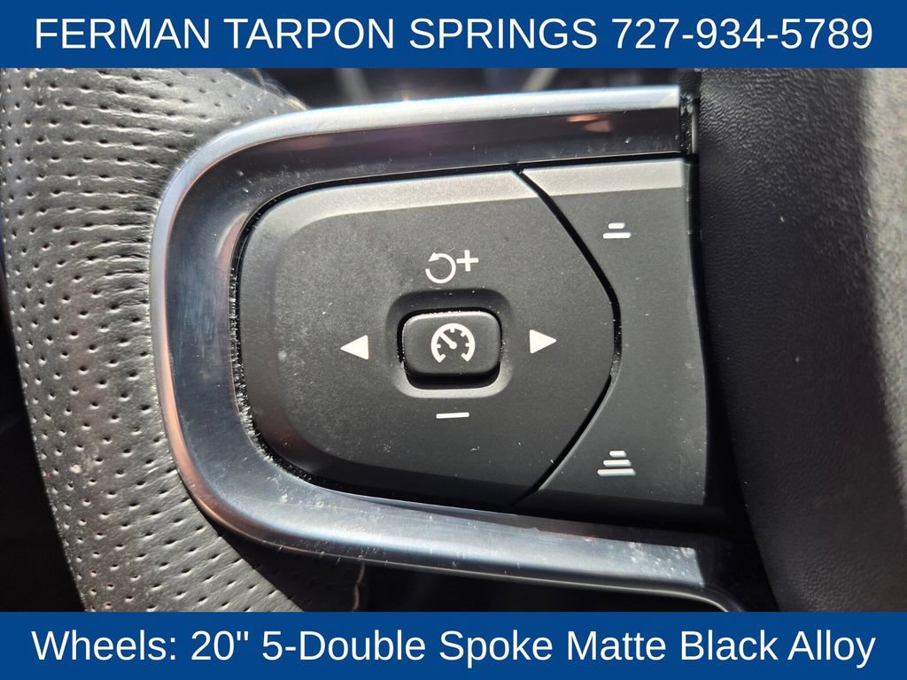 Used 2021 Volvo XC40 T5 R-Design w/ Advanced Package AWD/4WD image 31