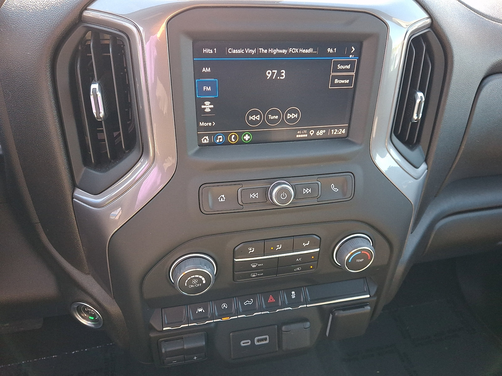 Used 2024 Chevrolet Silverado 1500 Custom AWD/4WD image 15