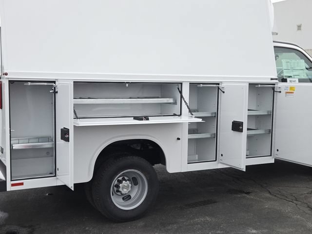 New 2025 Chevrolet Express 3500 w/ Power Convenience Package RWD image 13