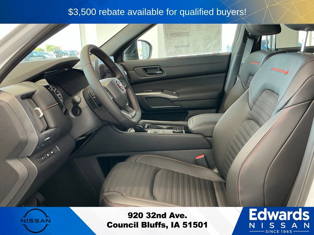 New 2026 Nissan Pathfinder Rock Creek w/ Rock Creek Premium Package AWD/4WD image 25
