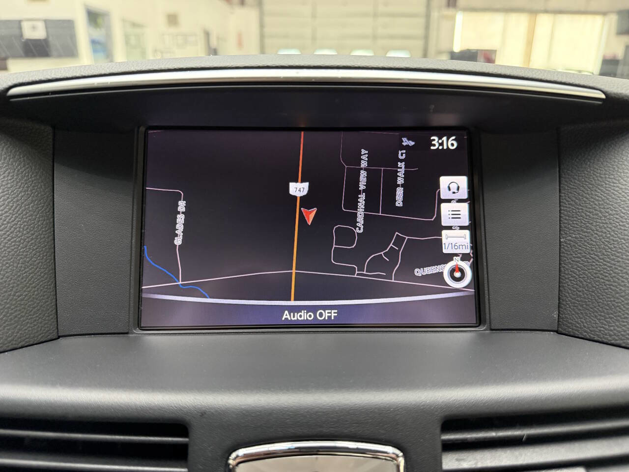 Used 2018 INFINITI Q70 L 3.7 w/ Sensory Package AWD/4WD image 28