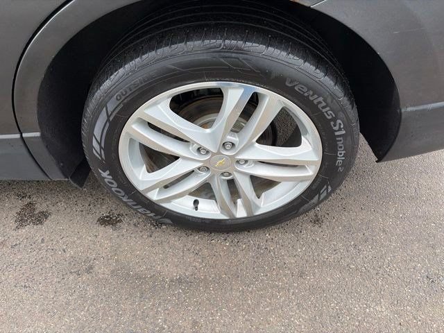 Used 2019 Chevrolet Equinox Premier w/ Premier True North Edition AWD/4WD image 47
