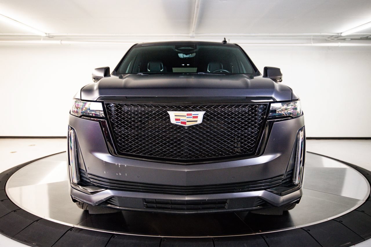 Used 2023 Cadillac Escalade Sport w/ Touring Package AWD/4WD image 10