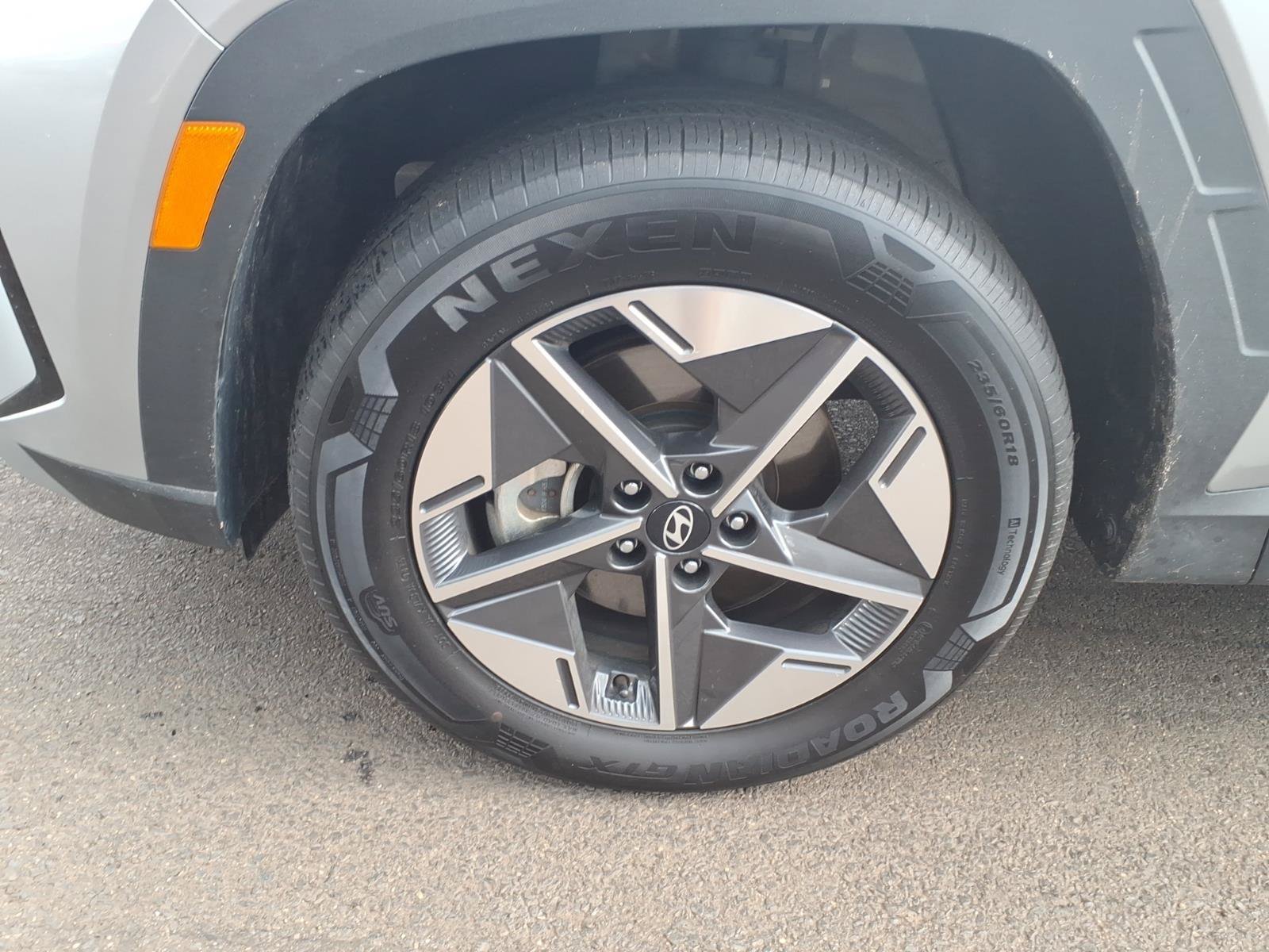 Certified 2025 Hyundai Tucson SEL AWD/4WD image 9