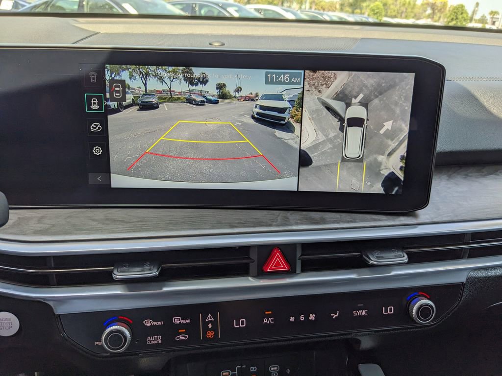 Certified 2025 Kia Sorento SX image 25