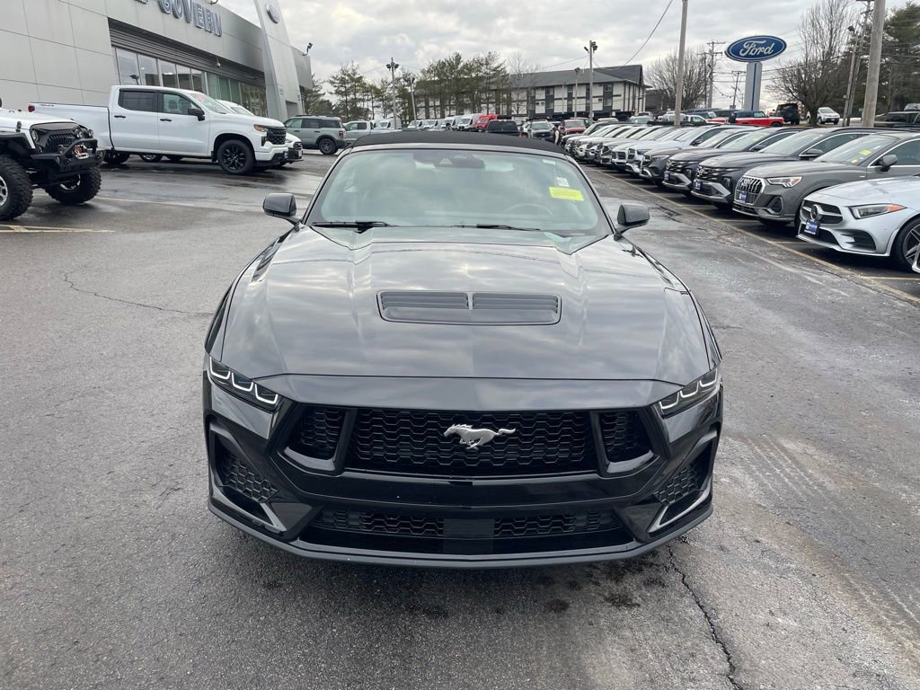 Used 2024 Ford Mustang GT Premium image 9