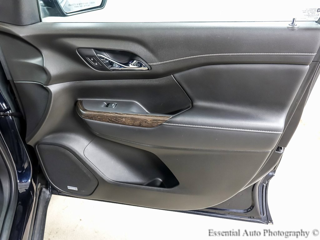 Used 2021 GMC Acadia Denali w/ Trailering Package image 26