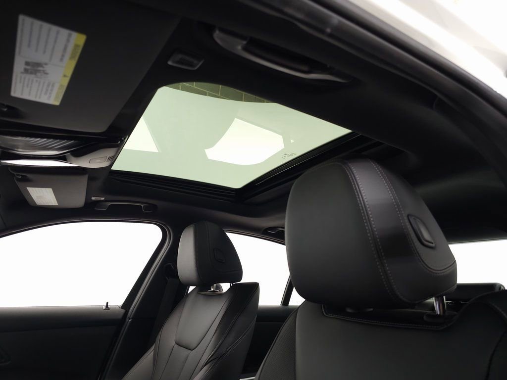 Used 2025 BMW 330i xDrive Sedan w/ Convenience Package image 18