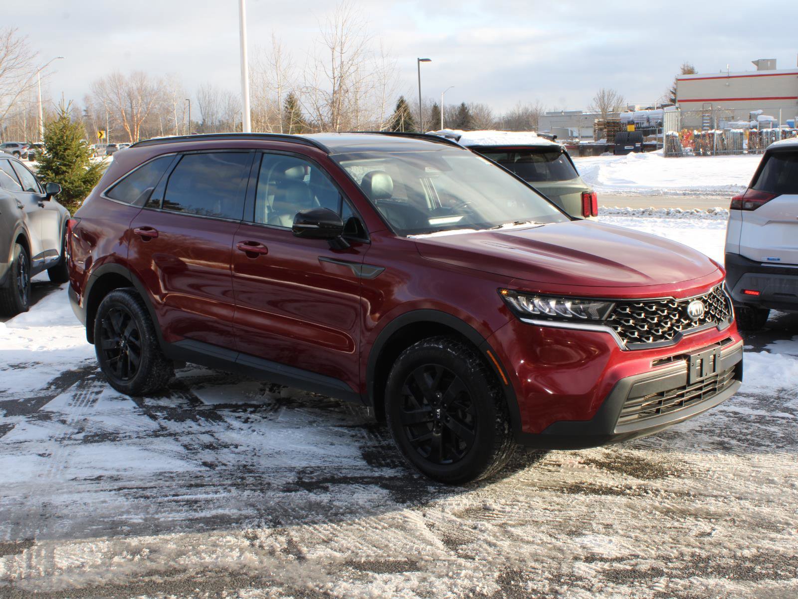 Used 2021 Kia Sorento S w/ Panoramic Sunroof Package image 3