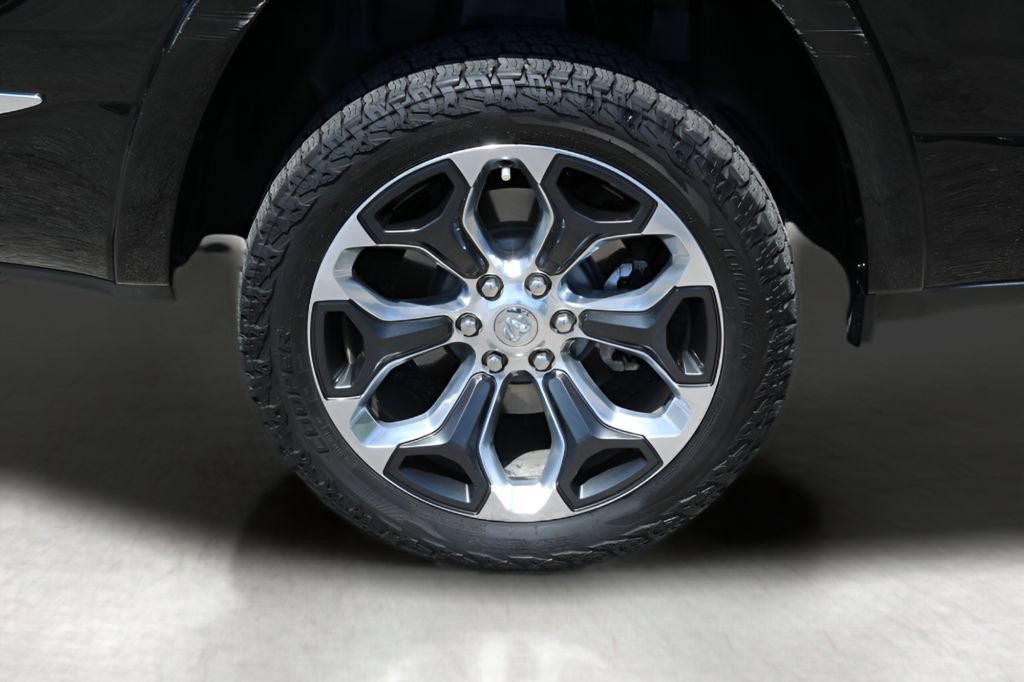 Used 2022 RAM 1500 Limited AWD/4WD image 9