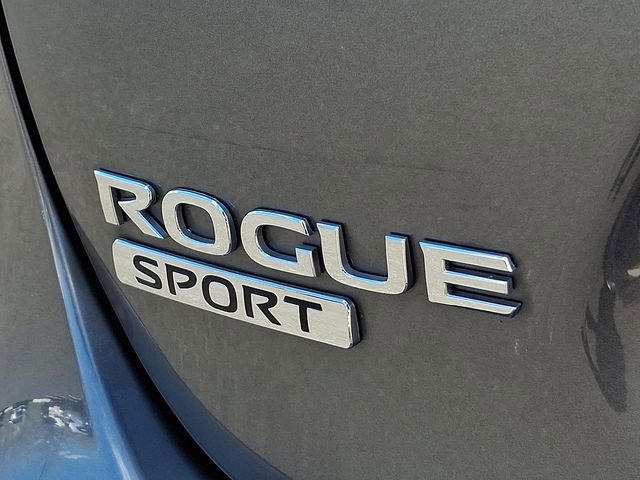 Used 2021 Nissan Rogue Sport S image 28