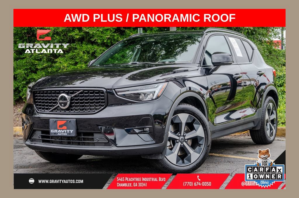 Used 2025 Volvo XC40 B5 Plus AWD/4WD image 1