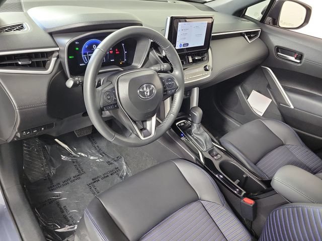 Used 2025 Toyota Corolla Cross AWD Hybrid w/ Convenience Package image 19