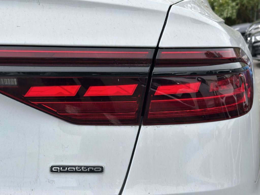 Used 2022 Audi A8 L 3.0T AWD/4WD image 10