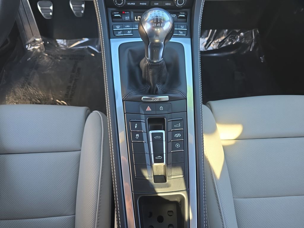 Used 2024 Porsche 718 Boxster S image 25