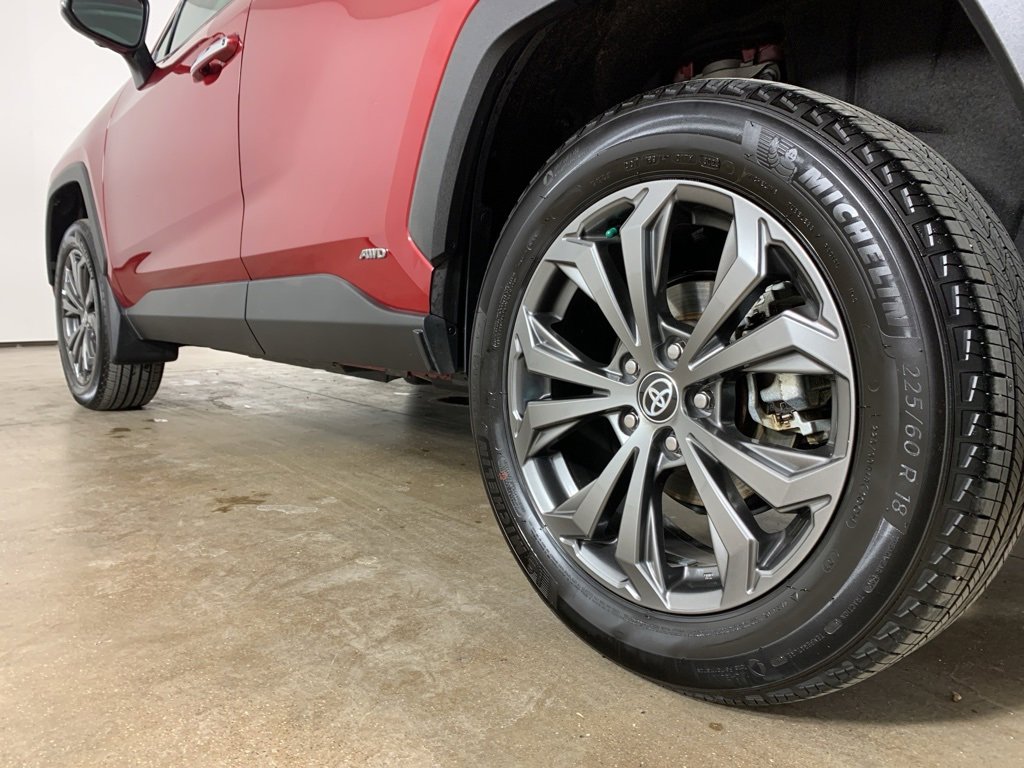 Used 2023 Toyota RAV4 Limited image 16