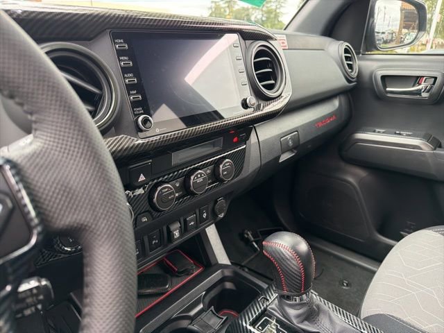 Certified 2022 Toyota Tacoma TRD Off-Road w/ Technology Package image 24