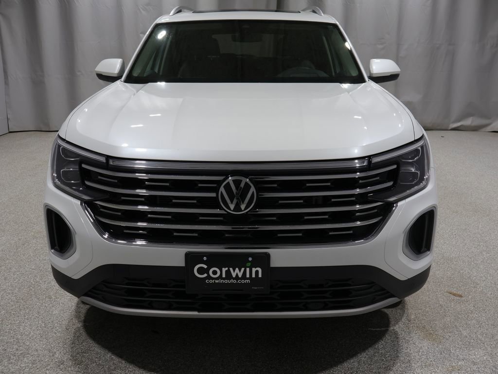 Used 2025 Volkswagen Atlas SEL AWD/4WD image 6