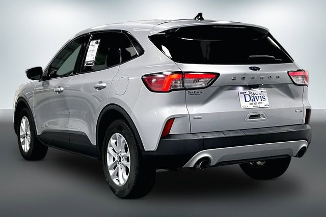 Used 2020 Ford Escape SE image 5